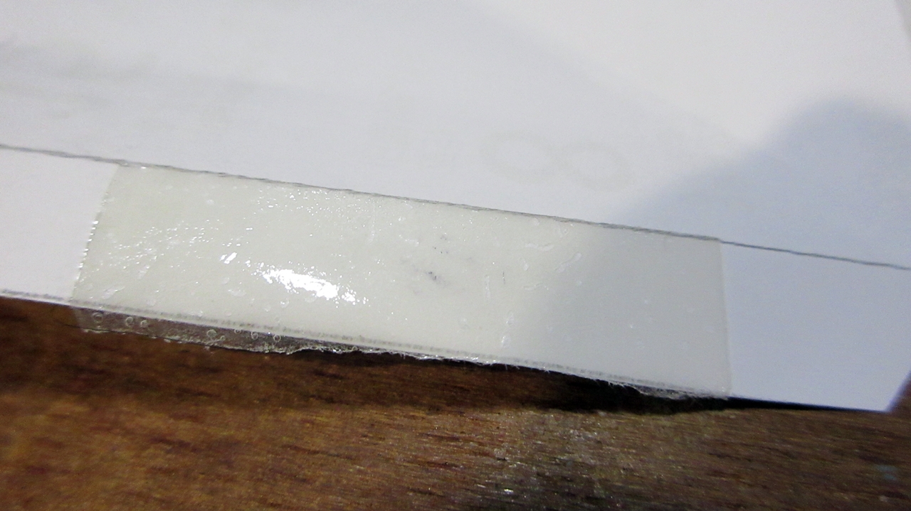 両面テープがついているようす