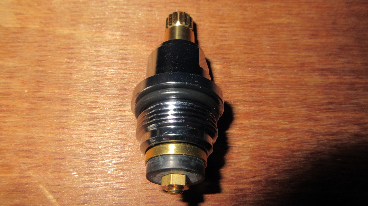 新品の止水上部のようす