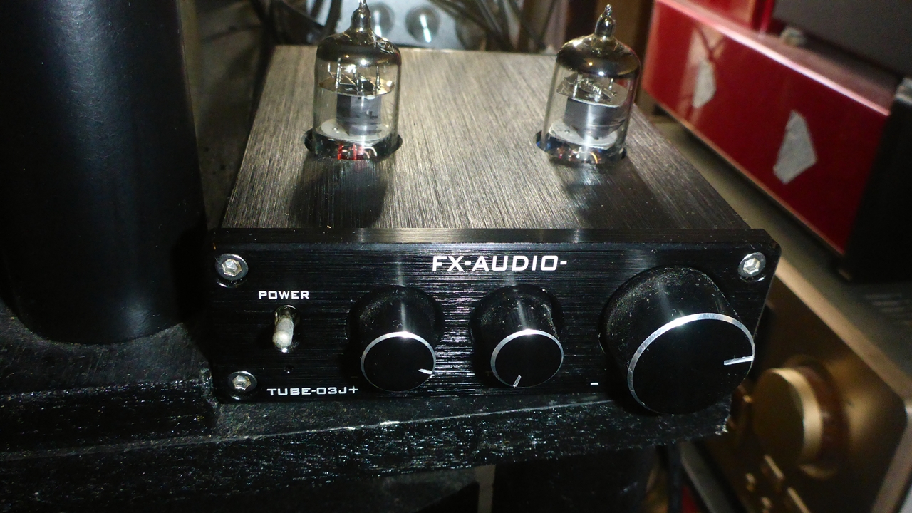 FX-AUDOプリアンプのようす