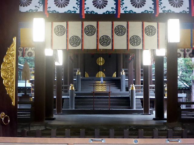 氷川神社本堂