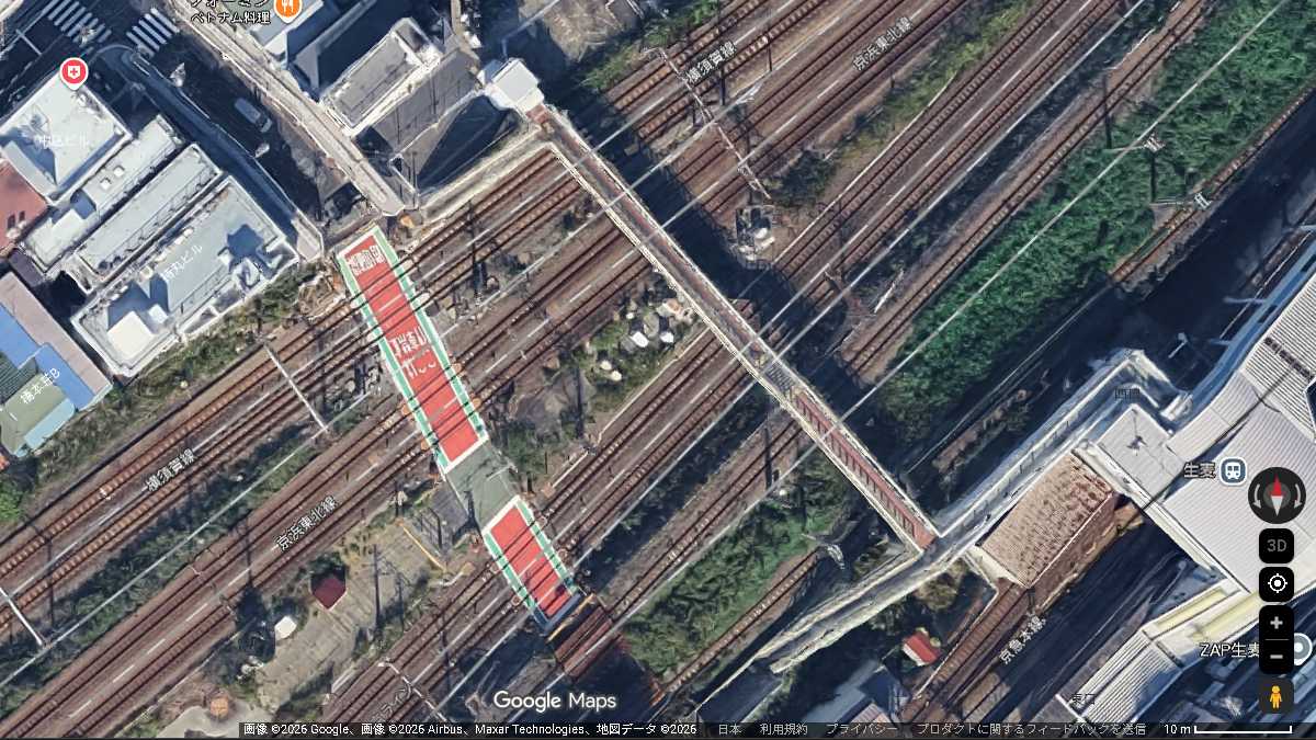 生見尾踏切のようす